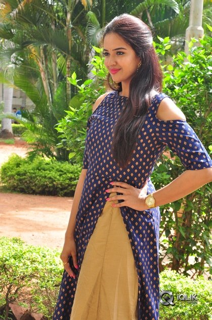Poojitha-Ponnada-At-Darshakudu-Movie-Press-Meet
